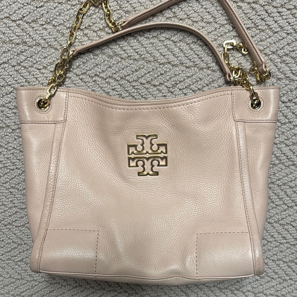 Tory Burch Light Pink and Gold Shoulder Bag with Chain Detailing